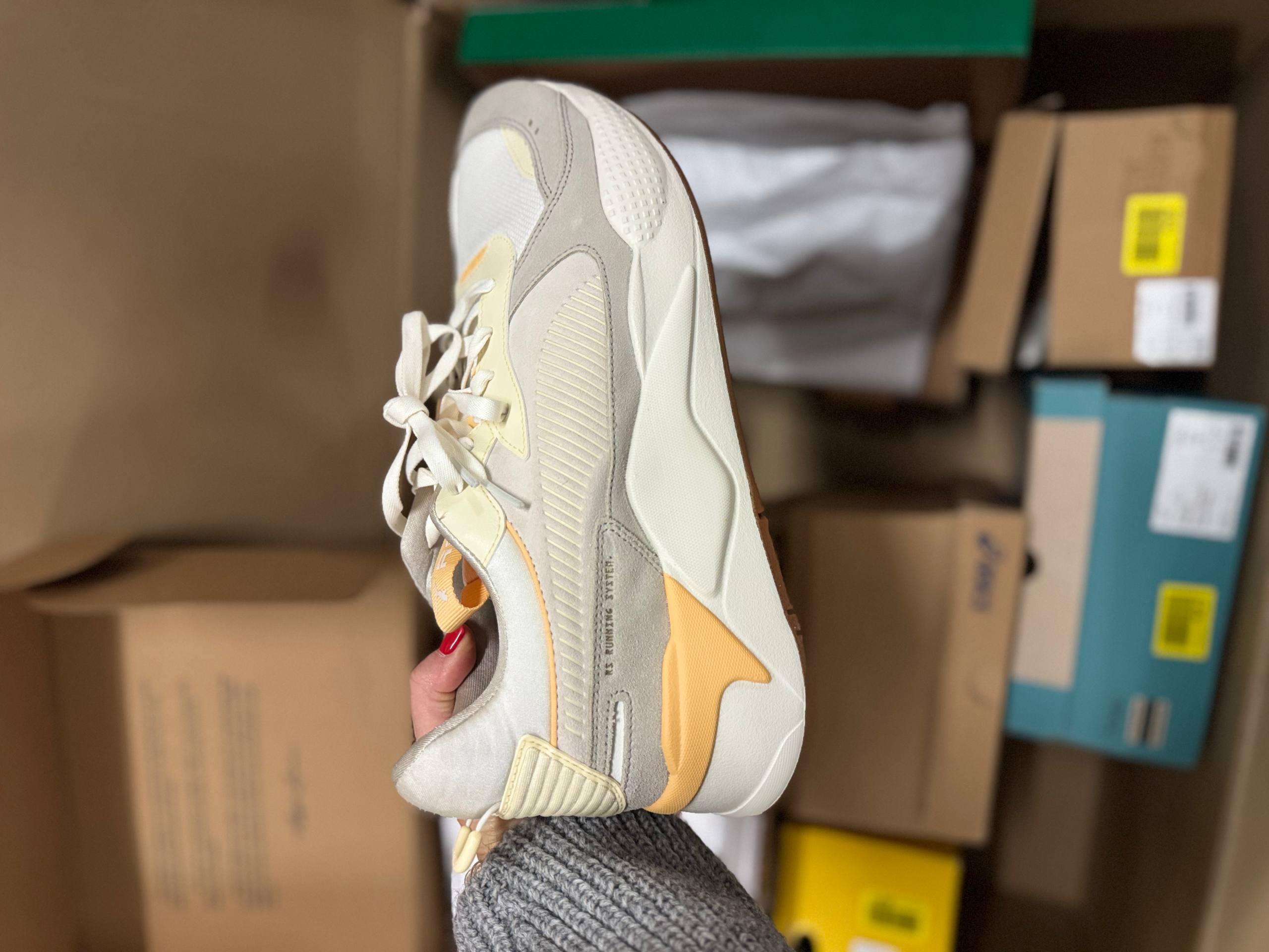 Shoes Large-Size